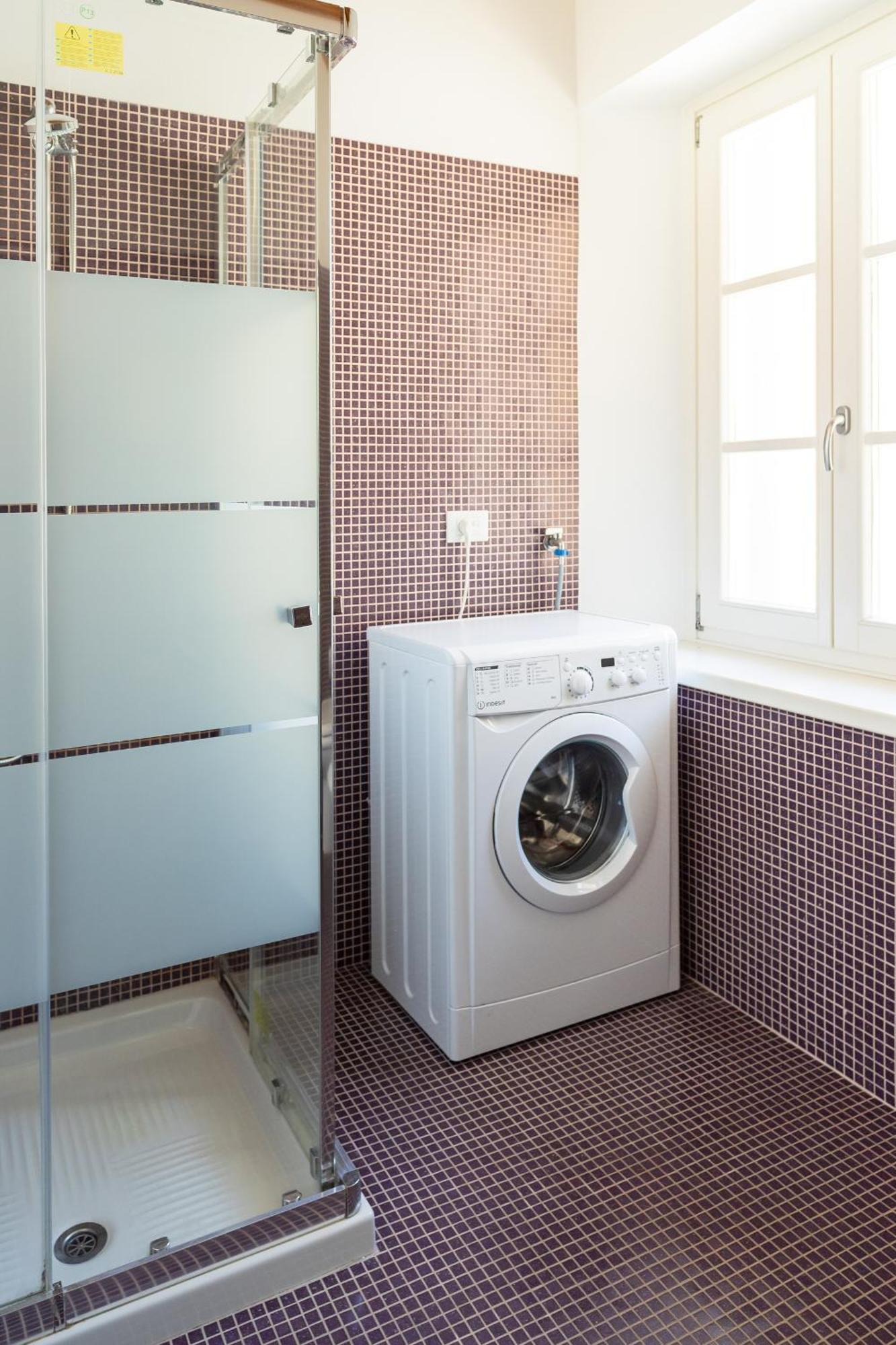 Double Private Parking, 2 Bedrooms & 2 Bathrooms - Elegant Apartment In Old Town Udine Eksteriør bilde