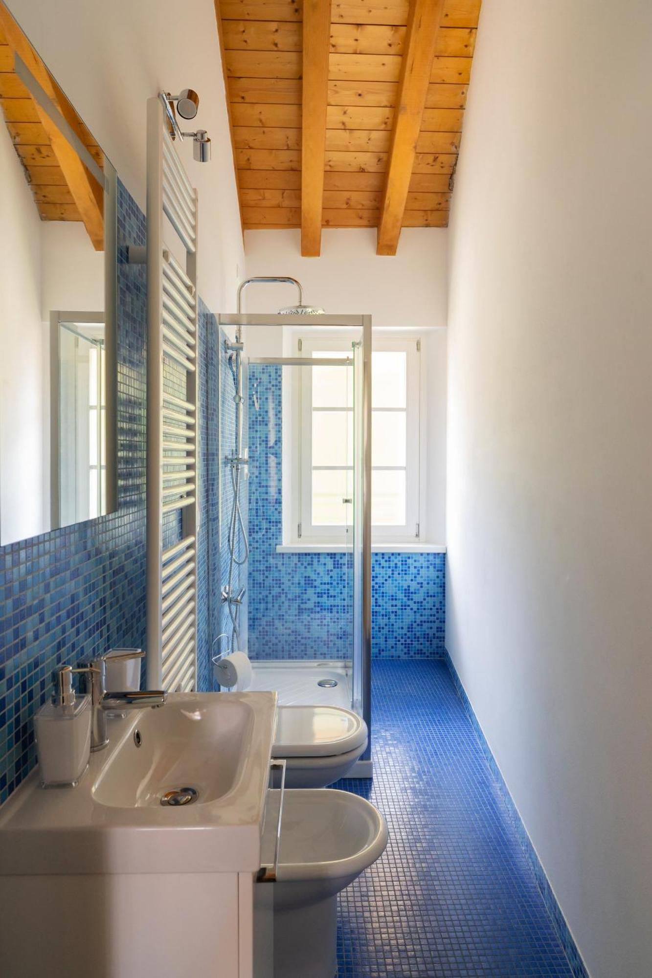 Double Private Parking, 2 Bedrooms & 2 Bathrooms - Elegant Apartment In Old Town Udine Eksteriør bilde